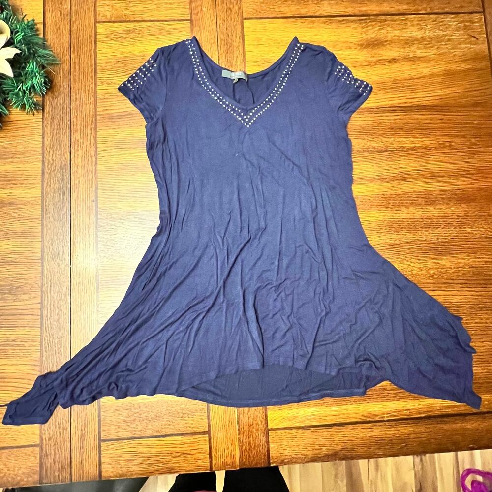 Essentials by Milano Rhinestone Studded Sleeve Blue Blouse Size Medium - Picture 5 of 8